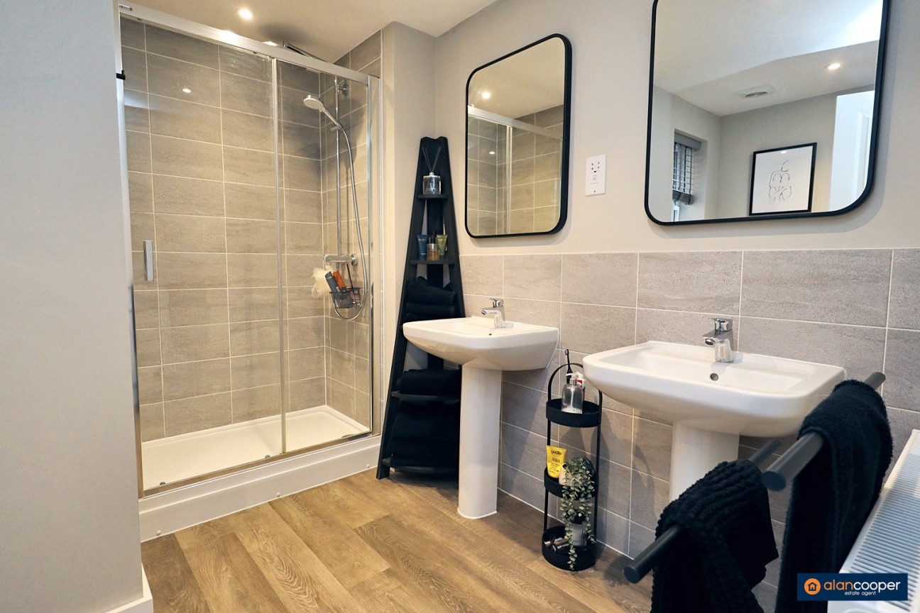 Adderley Avenue, Church Fields, Weddington, Nuneaton, CV10 0DQ