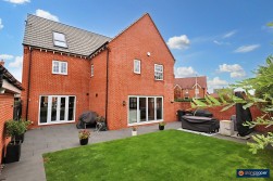 Adderley Avenue, Church Fields, Weddington, Nuneaton, CV10 0DQ