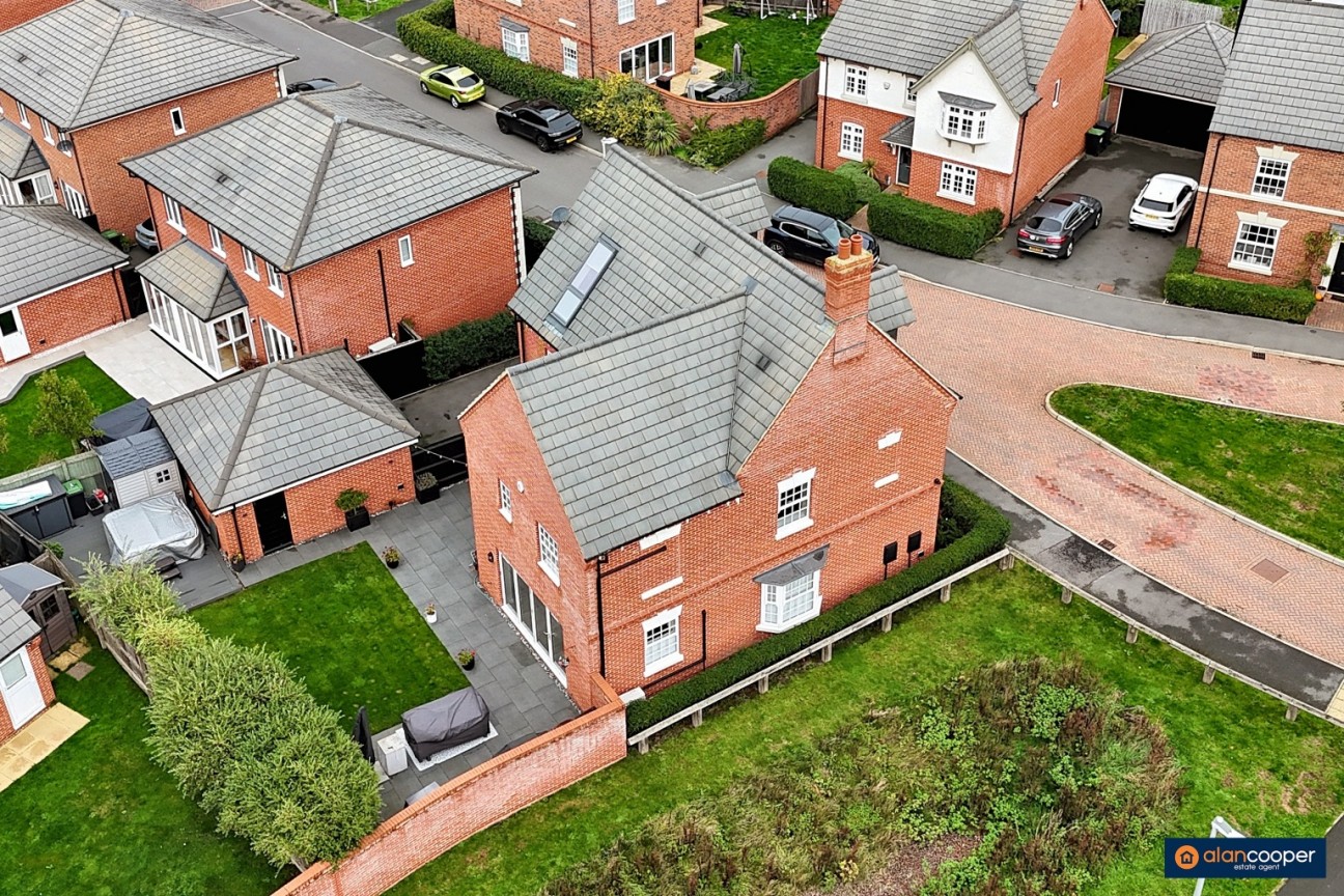 Adderley Avenue, Church Fields, Weddington, Nuneaton, CV10 0DQ