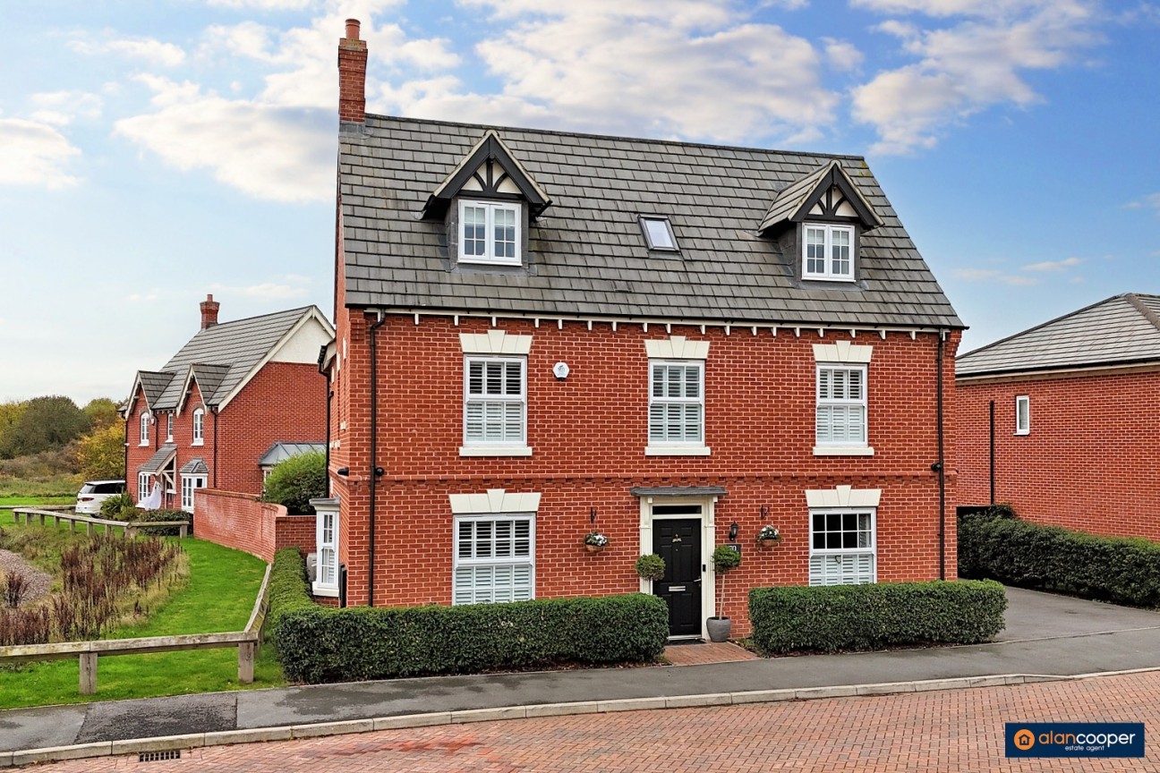 Adderley Avenue, Church Fields, Weddington, Nuneaton, CV10 0DQ