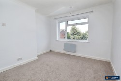 Simon Close, Attleborough, Nuneaton, CV11 4JR