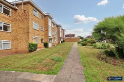 Simon Close, Attleborough, Nuneaton, CV11 4JR