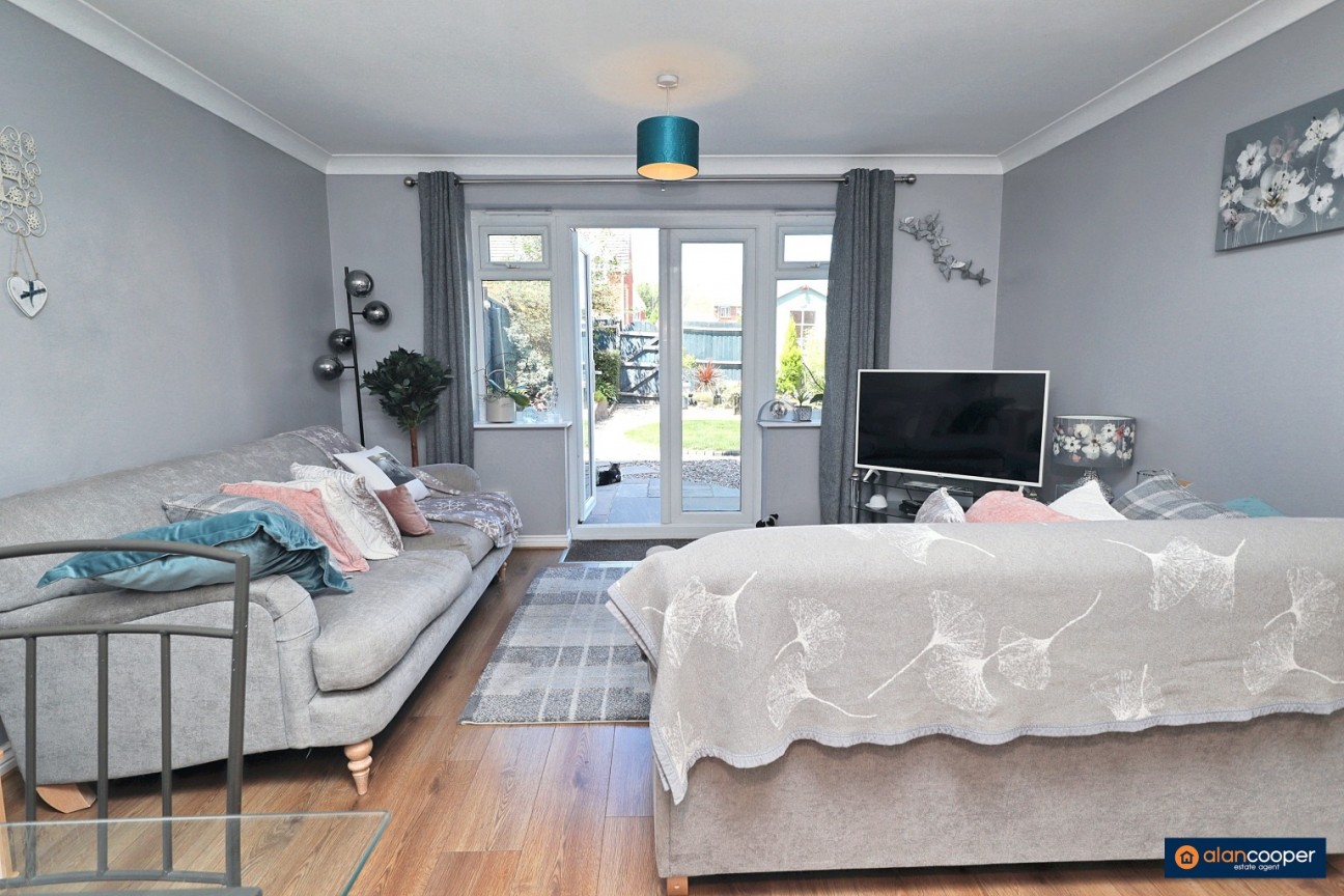 Marigold Walk, Bermuda Park, Nuneaton, CV10 7SW