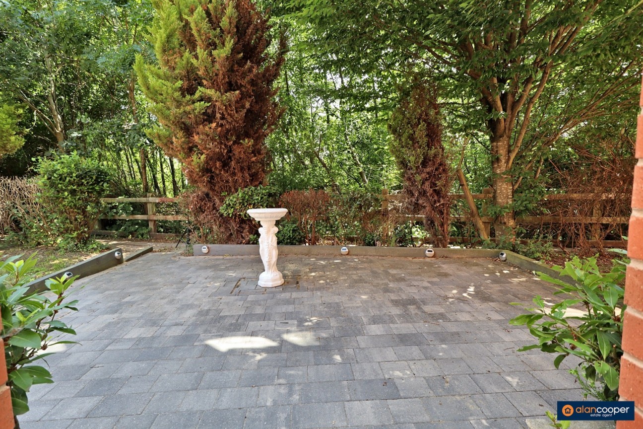 Marigold Walk, Bermuda Park, Nuneaton, CV10 7SW