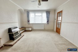 Bradestone Road, Nuneaton, CV11 4QS