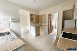 Bradestone Road, Nuneaton, CV11 4QS