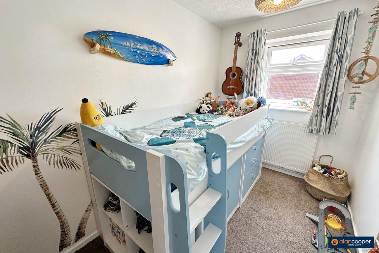 Montana Walk, Manor Park, Nuneaton, CV10 7RY