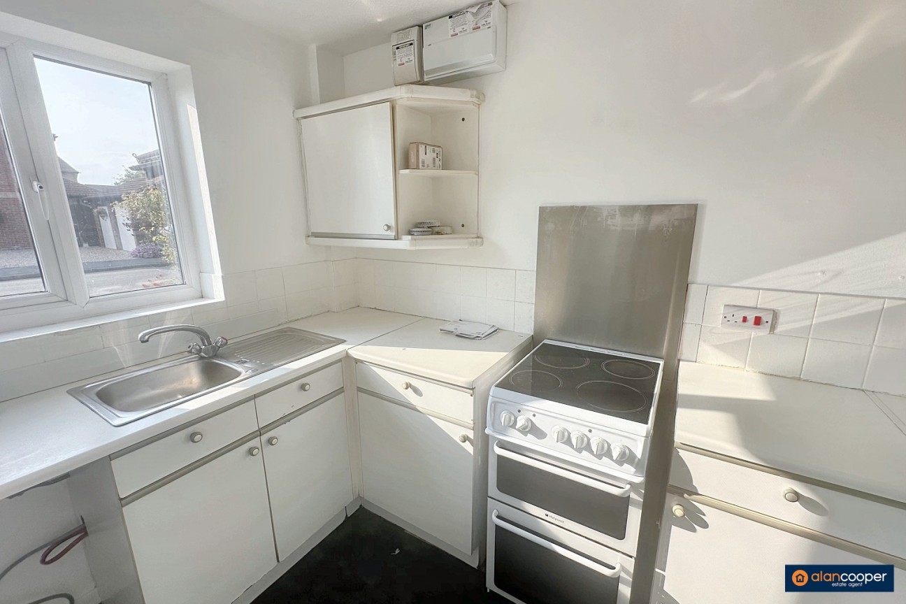 Arnold Road, Stoke Golding, CV13 6JG