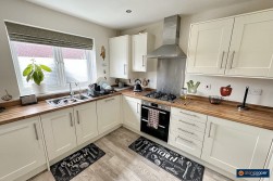 Millers Way, Windmill Heights, Nuneaton, CV10 0JF