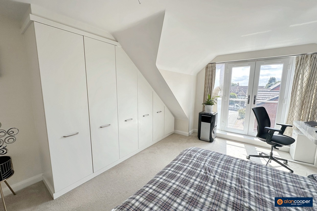 Millers Way, Windmill Heights, Nuneaton, CV10 0JF