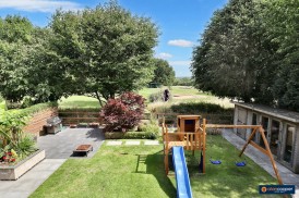 Hollinwell Close, Thornhill, Nuneaton, CV11 6TU