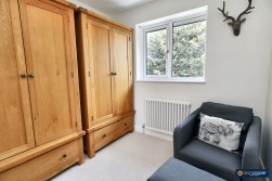 Hollinwell Close, Thornhill, Nuneaton, CV11 6TU
