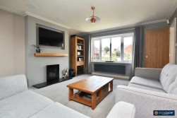 Hollinwell Close, Thornhill, Nuneaton, CV11 6TU