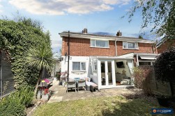 Meadow Road, Hartshill, Nuneaton, CV10 0NL
