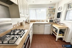 Meadow Road, Hartshill, Nuneaton, CV10 0NL