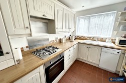 Meadow Road, Hartshill, Nuneaton, CV10 0NL