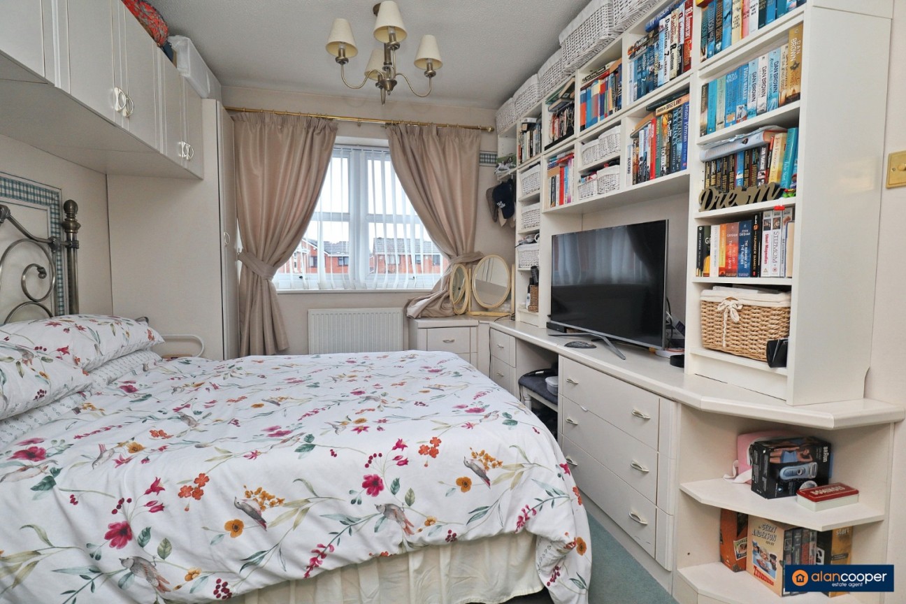 Kiln Close, Manor Park, Nuneaton, CV10 7RZ