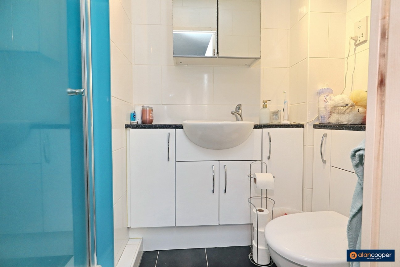 Kiln Close, Manor Park, Nuneaton, CV10 7RZ