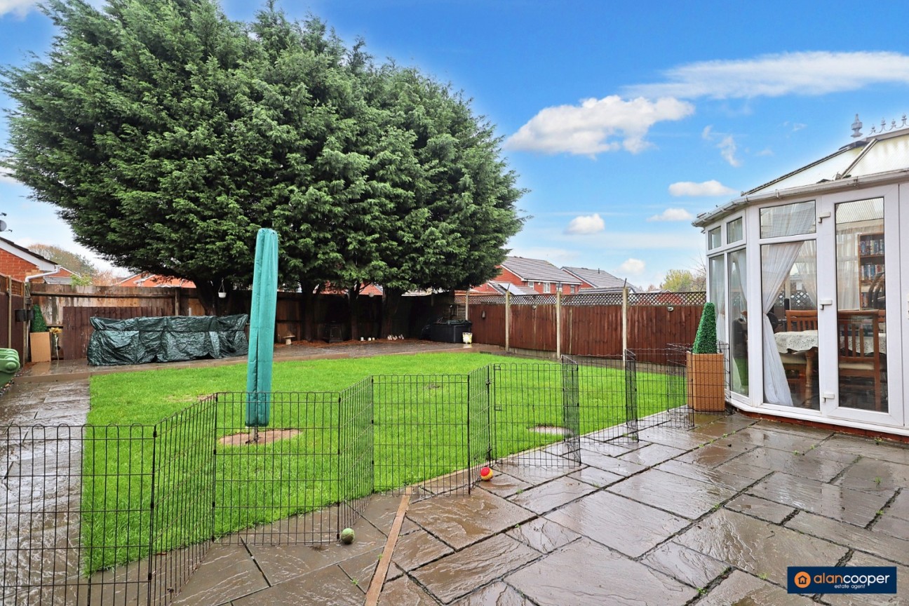 Kiln Close, Manor Park, Nuneaton, CV10 7RZ