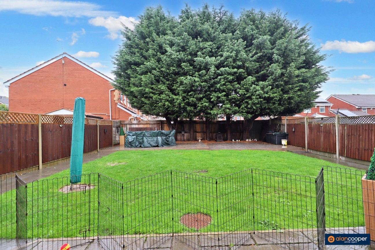 Kiln Close, Manor Park, Nuneaton, CV10 7RZ