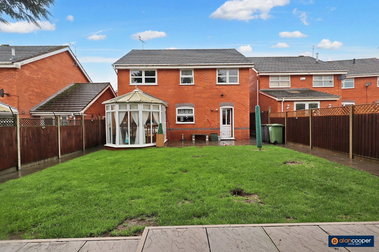 Kiln Close, Manor Park, Nuneaton, CV10 7RZ