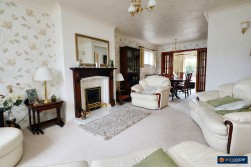Thirlmere Avenue, St Nicolas Park, Nuneaton, CV11 6HT
