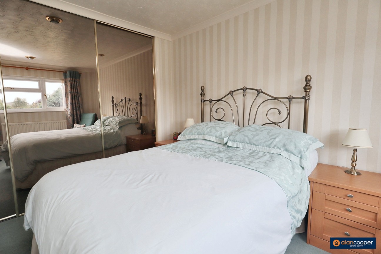 Thirlmere Avenue, St Nicolas Park, Nuneaton, CV11 6HT