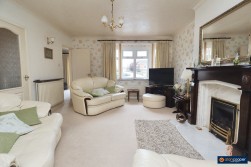 Thirlmere Avenue, St Nicolas Park, Nuneaton, CV11 6HT