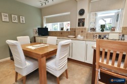 Thirlmere Avenue, St Nicolas Park, Nuneaton, CV11 6HT