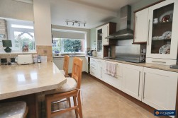 Thirlmere Avenue, St Nicolas Park, Nuneaton, CV11 6HT