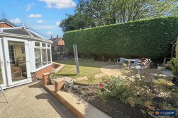 School Road, Bulkington, CV12 9JD