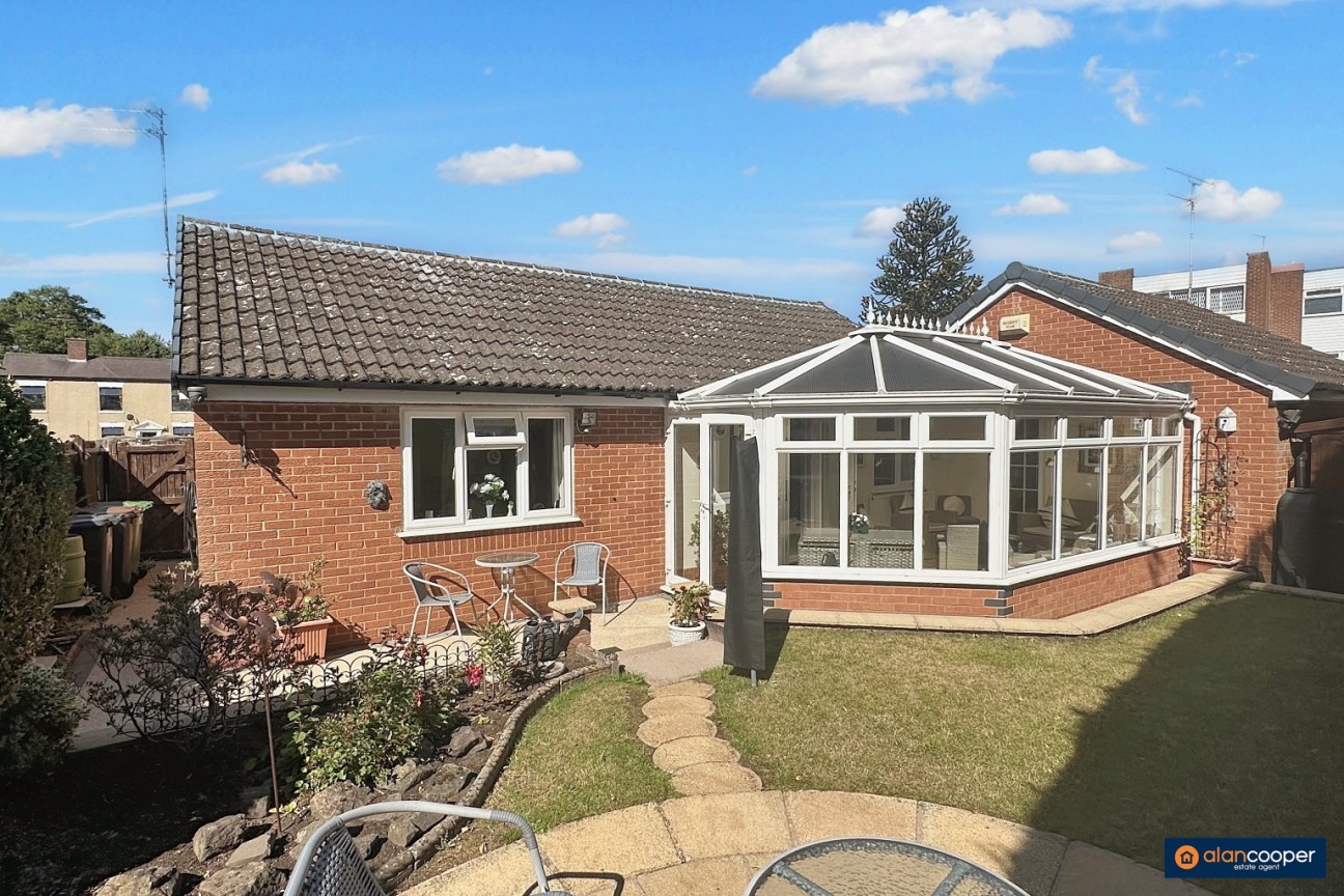 School Road, Bulkington, CV12 9JD