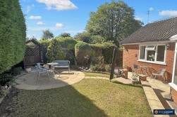 School Road, Bulkington, CV12 9JD