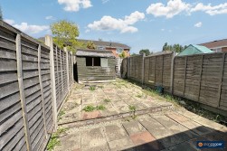 Snowshill Close, Maple Park, Nuneaton, CV11 4XQ