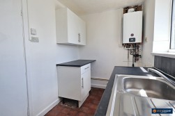 Tudor Road, Nuneaton, CV10 9EF