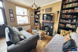 Gadsby Street, Attleborough, Nuneaton, CV11 4NZ