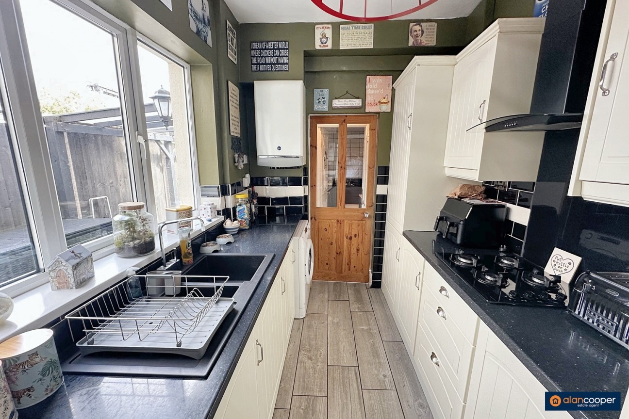 Gadsby Street, Attleborough, Nuneaton, CV11 4NZ