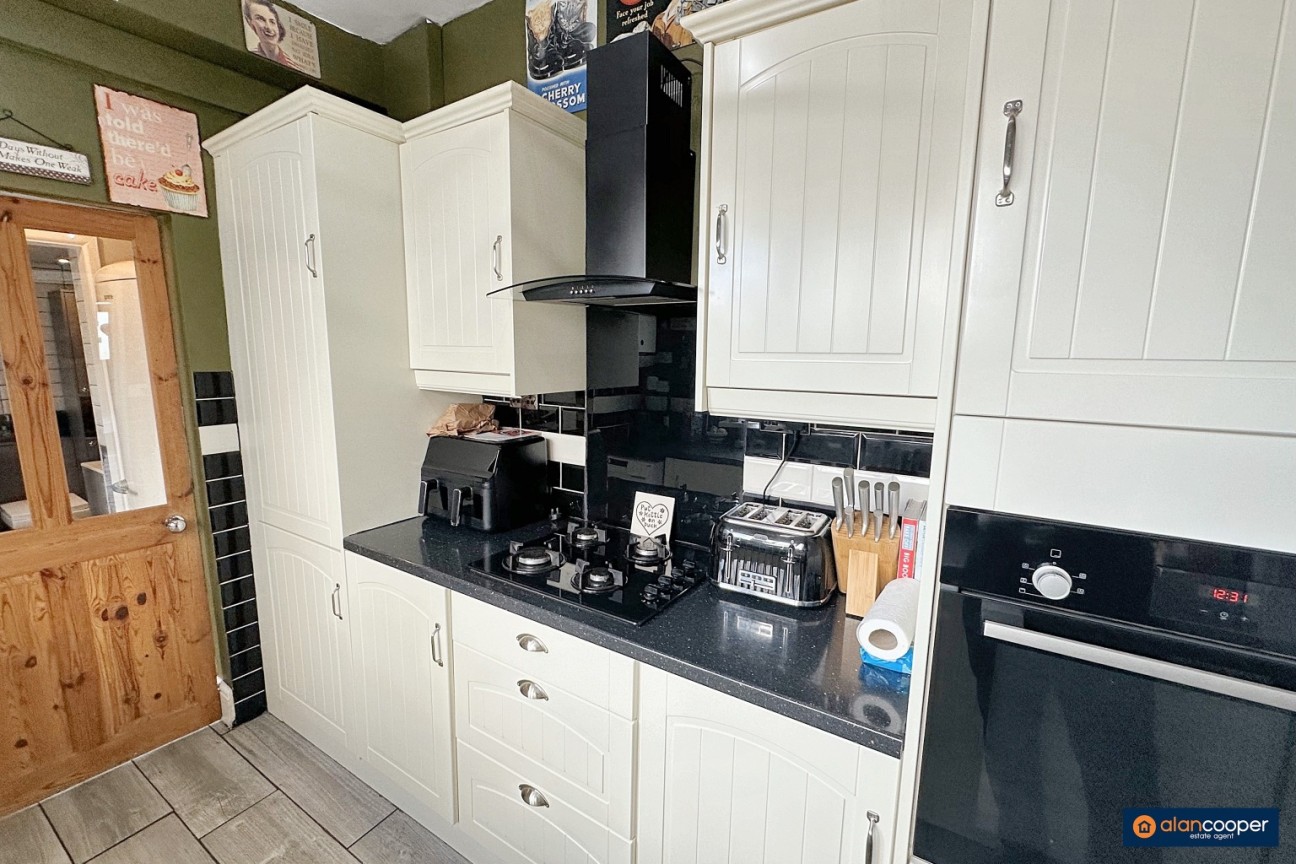 Gadsby Street, Attleborough, Nuneaton, CV11 4NZ