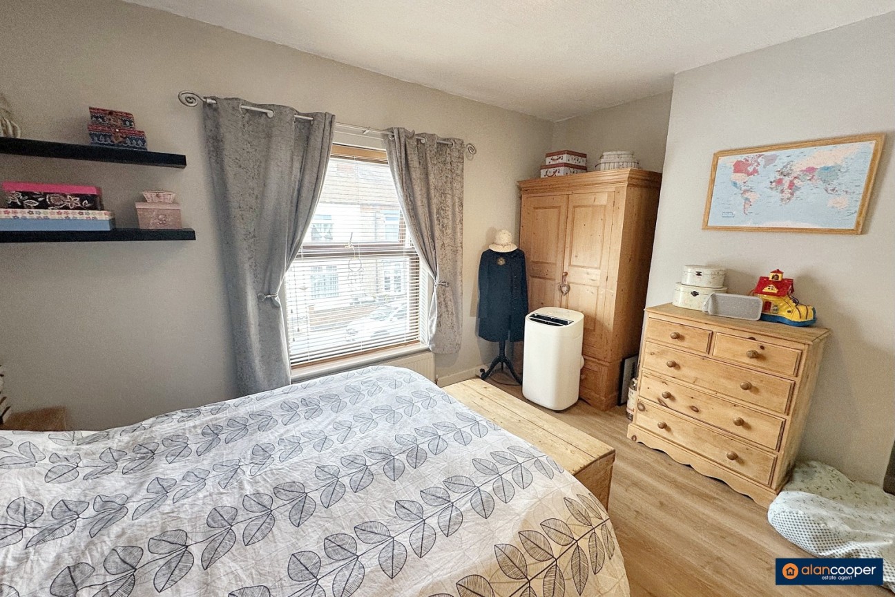 Gadsby Street, Attleborough, Nuneaton, CV11 4NZ