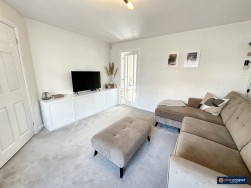 Packwood Close, Maple Park, Nuneaton, CV11 4GG