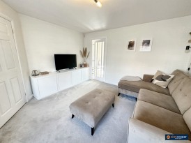 Packwood Close, Maple Park, Nuneaton, CV11 4GG