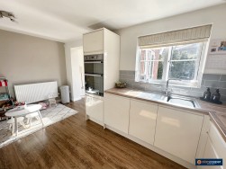 Packwood Close, Maple Park, Nuneaton, CV11 4GG