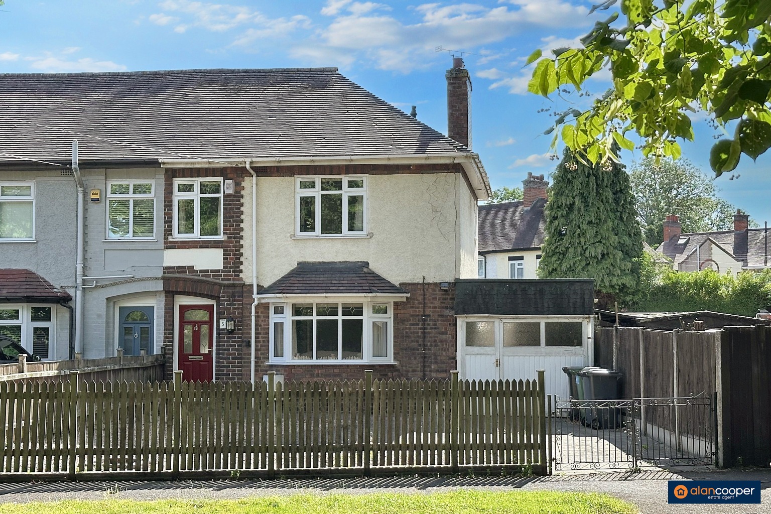 Waverley Avenue, Attleborough, Nuneaton, CV11 4RS
