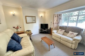 Waverley Avenue, Attleborough, Nuneaton, CV11 4RS