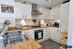Topiary Road, St James Gate, Weddington, Nuneaton, CV10 0FT