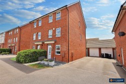 Topiary Road, St James Gate, Weddington, Nuneaton, CV10 0FT