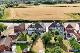Higham Lane, Nuneaton, CV11 6AR
