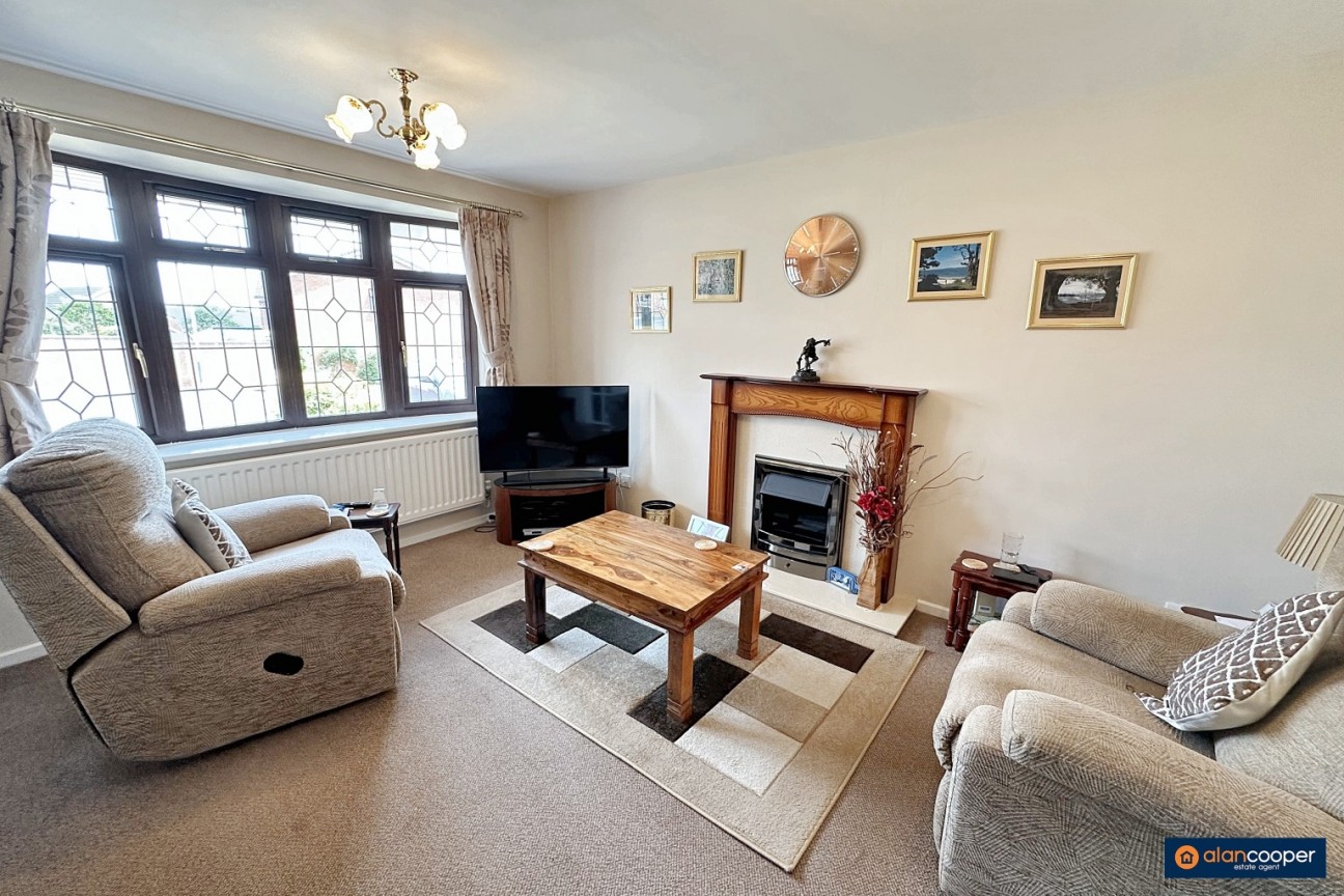 Cumberland Drive, Stockingford, Nuneaton, CV10 8JN