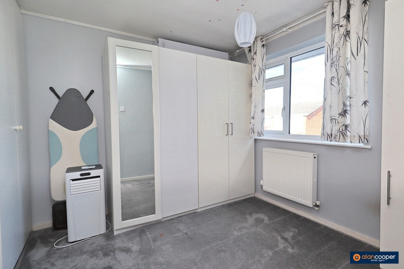 Woburn Drive, Stockingford, Nuneaton, CV10 7HZ