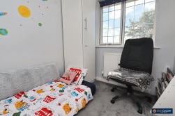 Woburn Drive, Stockingford, Nuneaton, CV10 7HZ